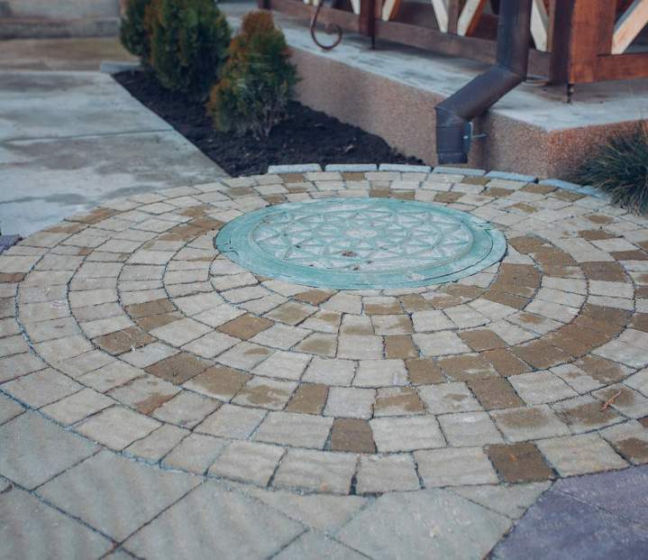 Installation de plaques et de monuments en granite