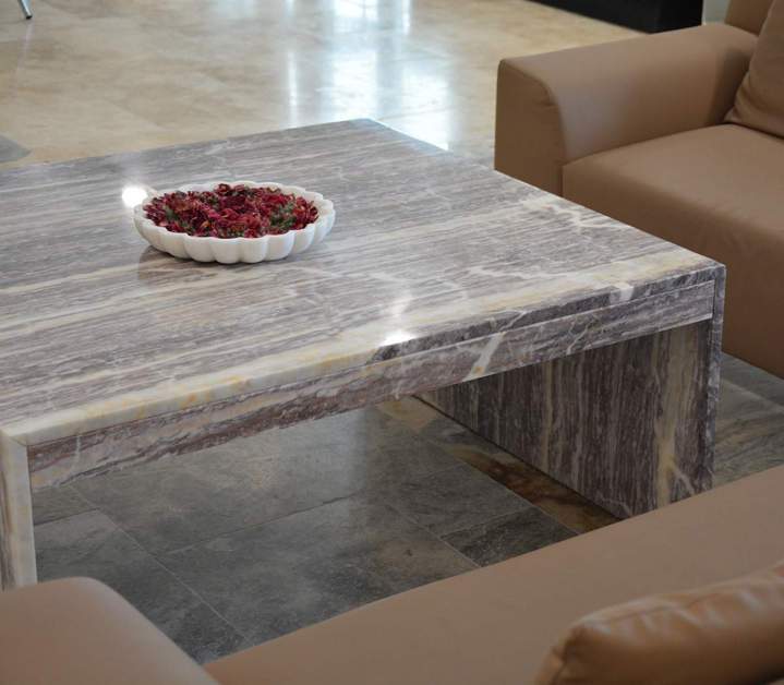 Création d’éléments décoratifs en marbre